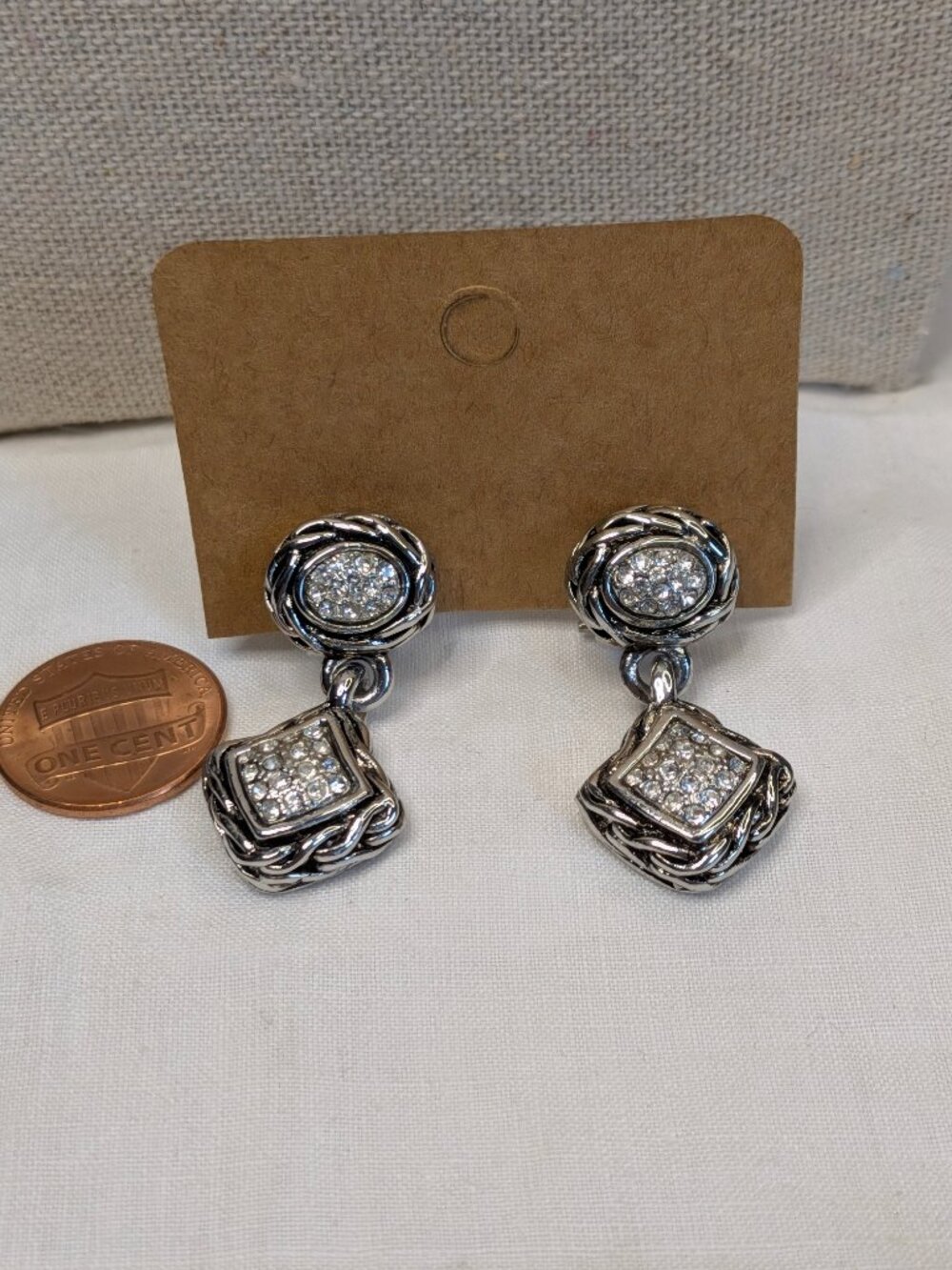 Designer‑Style Silver Tone Rhinestone Dangle Earrings